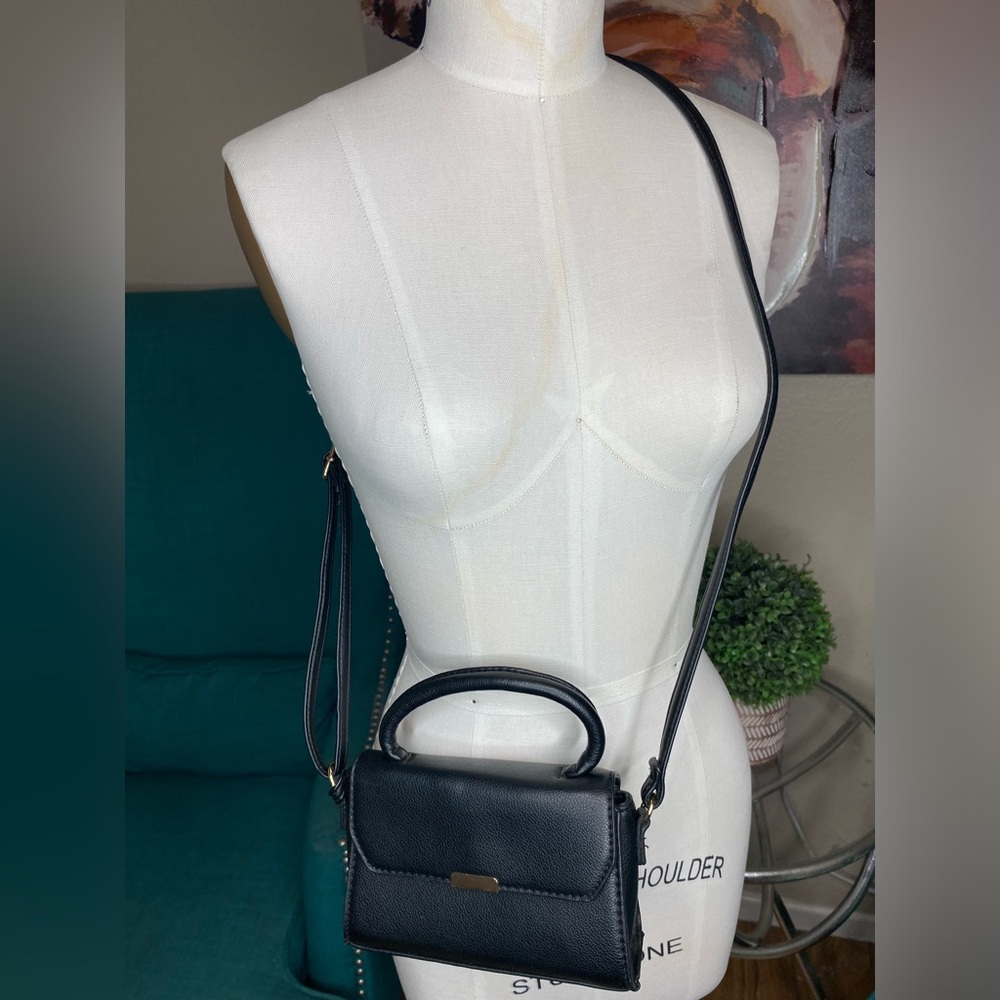Black purse
